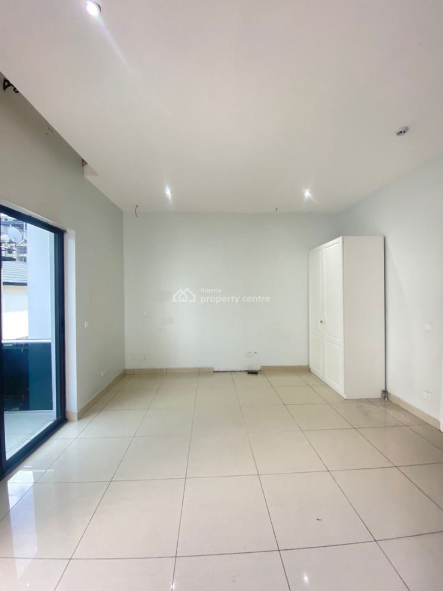 Spacious 4 Bedroom Terrace Duplex with Rooftop, Lekki Phase 1, Lekki, Lagos, Terraced Duplex for Rent