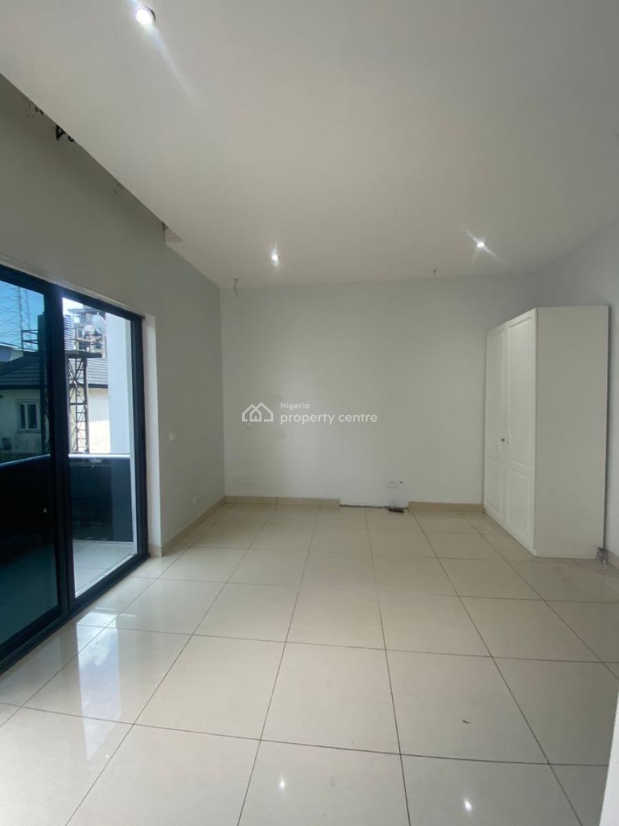 Spacious 4 Bedroom Terrace Duplex with Rooftop, Lekki Phase 1, Lekki, Lagos, Terraced Duplex for Rent