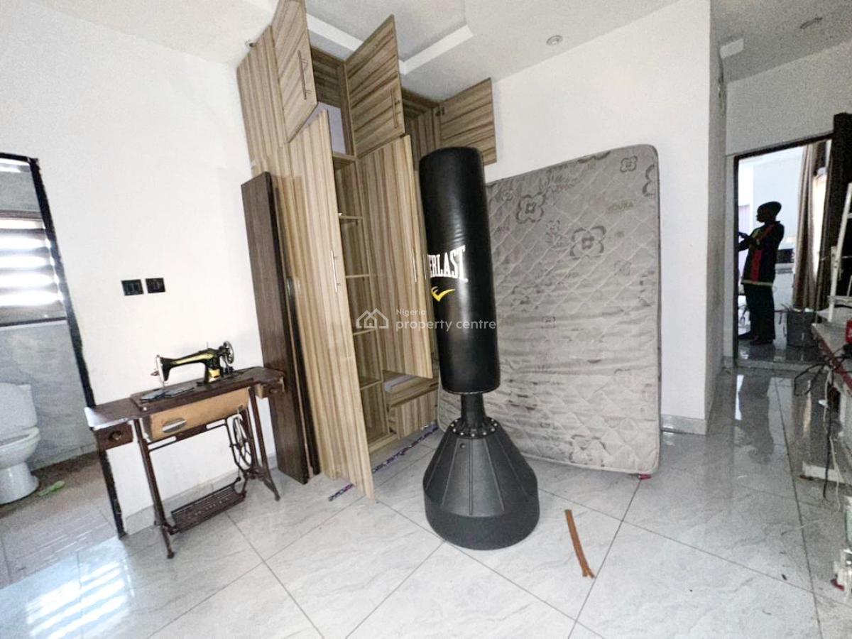 Luxury 2 Bedroom Apartment, Omole Phase 2 Extension, Omole Phase 2, Ikeja, Lagos, Flat / Apartment for Rent