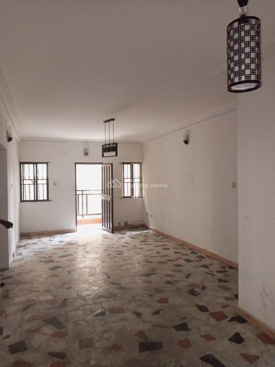 Lovely 2 Bedroom Upstairs, Igbo Efon, Lekki, Lagos, Flat / Apartment for Rent