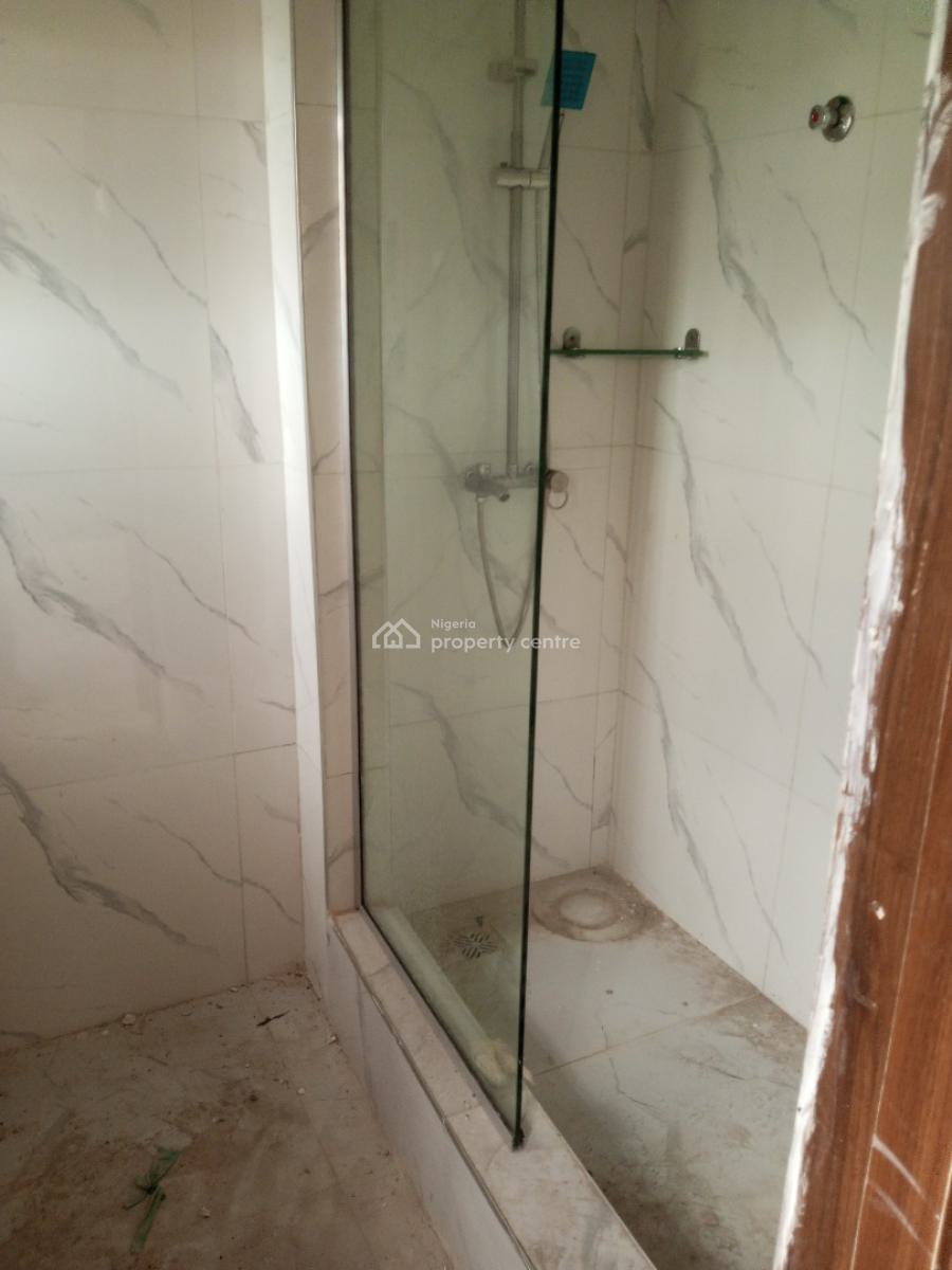 Spacious 3 Bedroom Flat, Gra, Ikeja, Lagos, Flat / Apartment for Rent