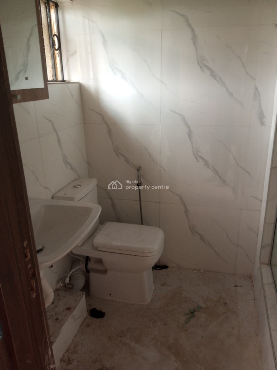 Spacious 3 Bedroom Flat, Gra, Ikeja, Lagos, Flat / Apartment for Rent