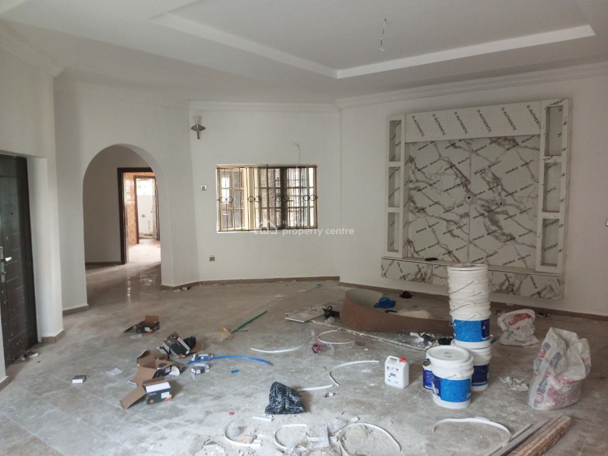 Spacious 3 Bedroom Flat, Gra, Ikeja, Lagos, Flat / Apartment for Rent