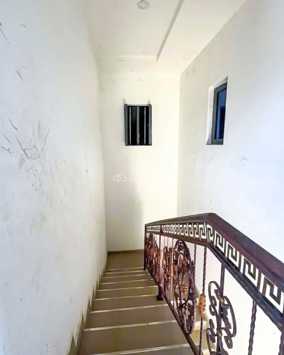 8 Units of 1 Bedroom Apartment & 1 Unit of 2 Bedroom Apartment, Alakahia, Port Harcourt, Rivers, Block of Flats for Sale