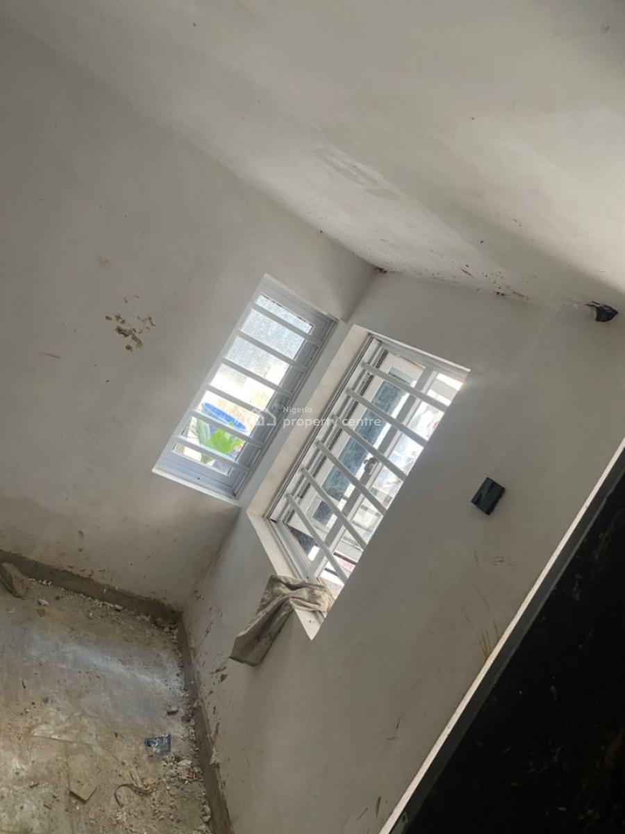 a Newly Renovated Mini Flat, Gated Street, Surulere, Lagos, Mini Flat (room and Parlour) for Rent