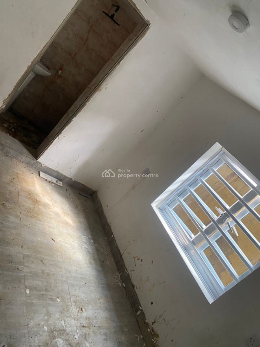 a Newly Renovated Mini Flat, Gated Street, Surulere, Lagos, Mini Flat (room and Parlour) for Rent