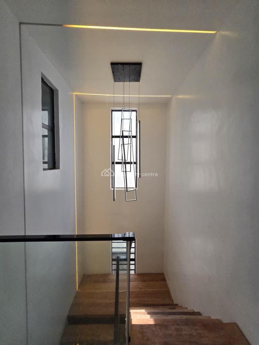 Stunning and Contemporary 5 Bedroom Fully Detached Duplex with Bq, Lekki Phase 1, Lekki, Lagos, Detached Duplex for Sale