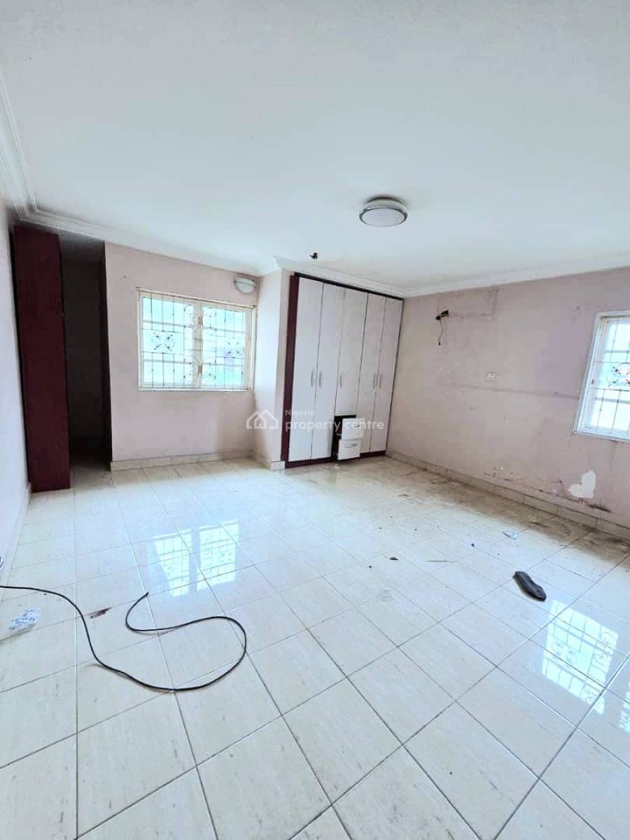 Spacious 5-bedroom  Semi-detached Duplex, Lekki Phase 1, Lekki, Lagos, Semi-detached Duplex for Rent