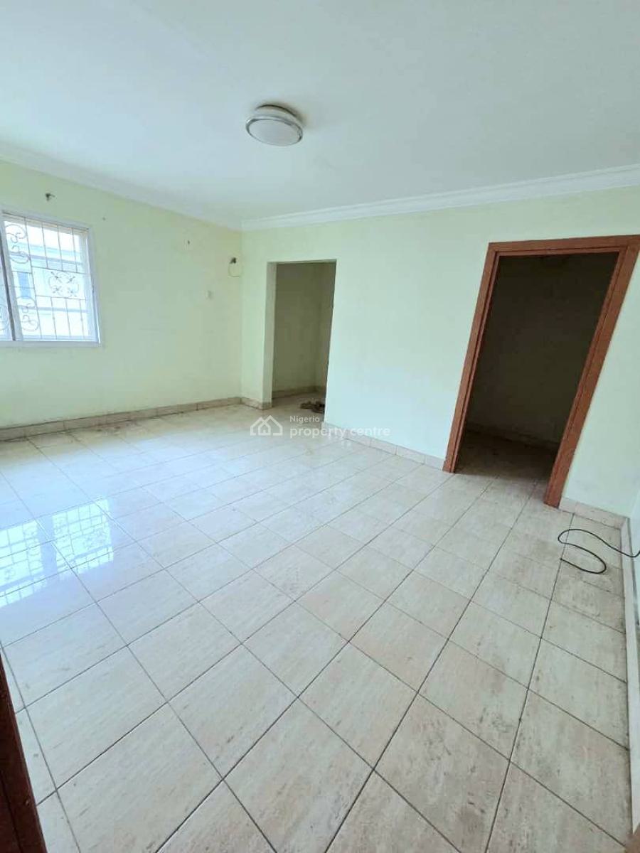 Spacious 5-bedroom  Semi-detached Duplex, Lekki Phase 1, Lekki, Lagos, Semi-detached Duplex for Rent