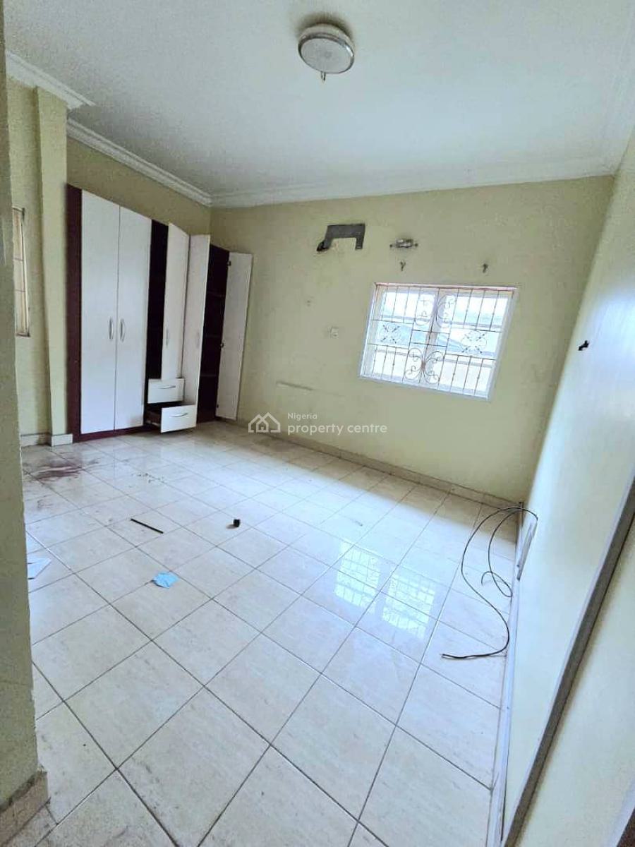 Spacious 5-bedroom  Semi-detached Duplex, Lekki Phase 1, Lekki, Lagos, Semi-detached Duplex for Rent