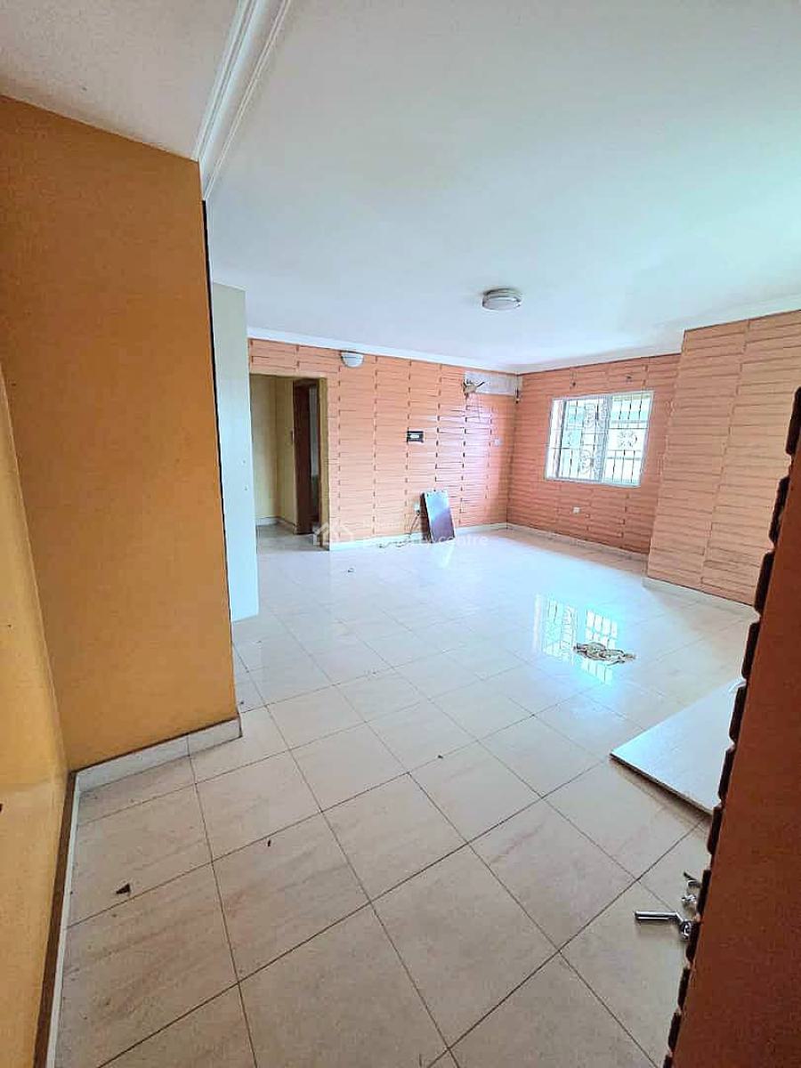 Spacious 5-bedroom  Semi-detached Duplex, Lekki Phase 1, Lekki, Lagos, Semi-detached Duplex for Rent