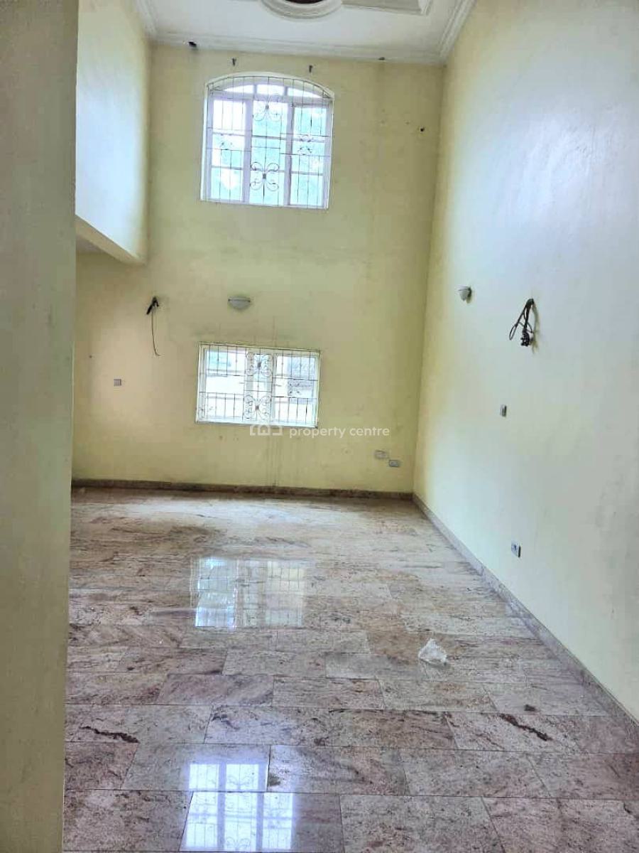 Spacious 5-bedroom  Semi-detached Duplex, Lekki Phase 1, Lekki, Lagos, Semi-detached Duplex for Rent