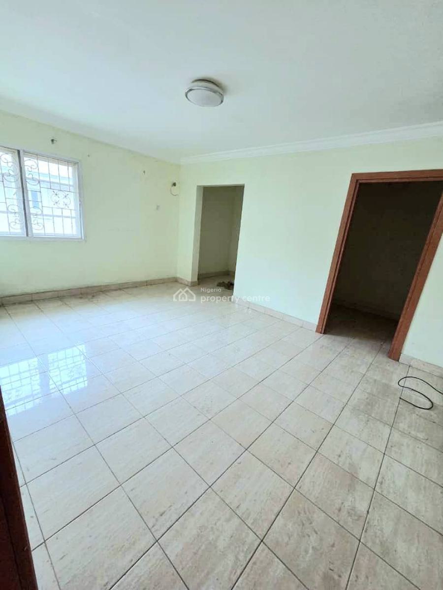 Spacious 5-bedroom  Semi-detached Duplex, Lekki Phase 1, Lekki, Lagos, Semi-detached Duplex for Rent
