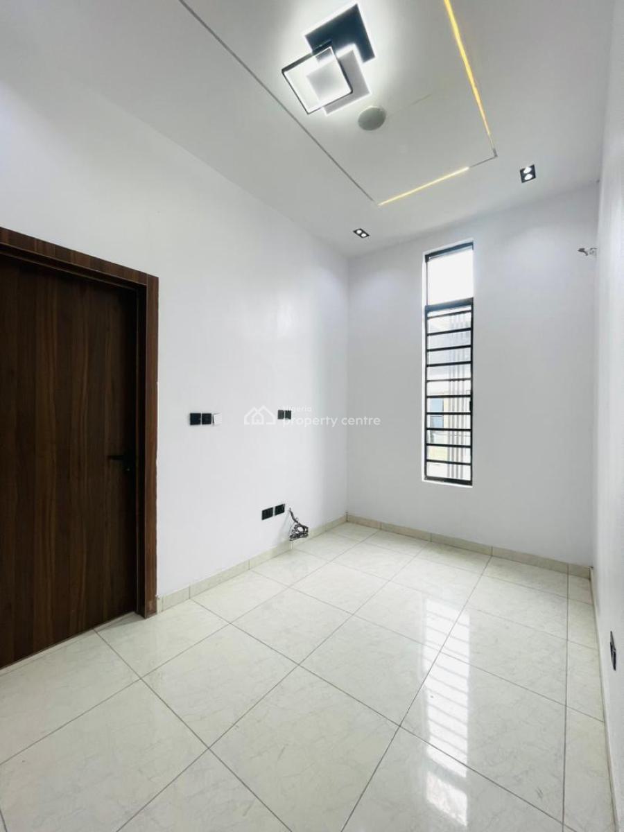 Exquisitely Carved 4 Bedroom Semi-detached Home with Bq, Ikota, Lekki, Lagos, Semi-detached Duplex for Sale