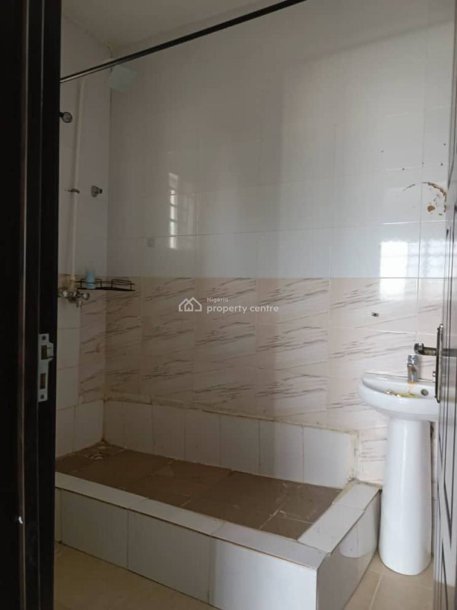 Three Bedrooms with Bq, Hopeville Estate, Sangotedo, Ajah, Lagos, Flat / Apartment for Rent