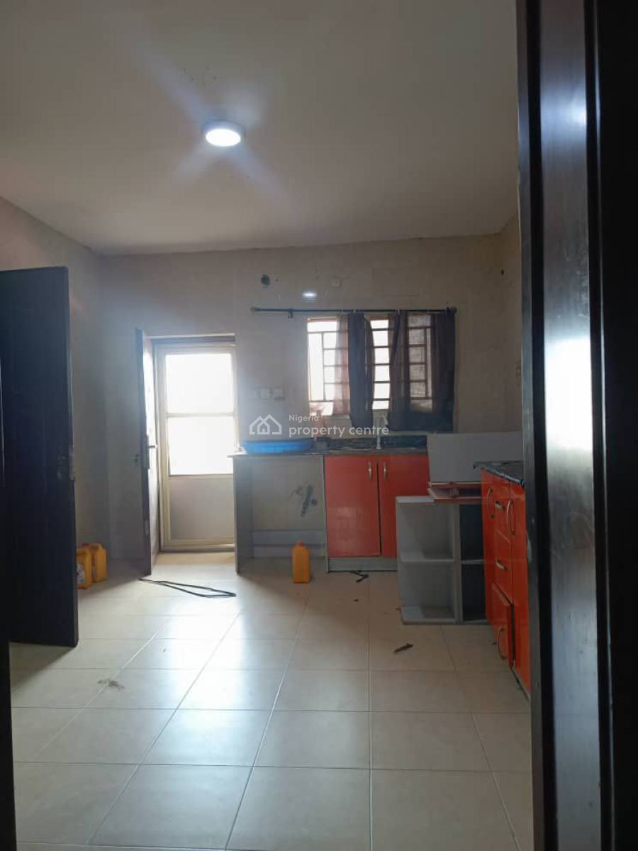 Three Bedrooms with Bq, Hopeville Estate, Sangotedo, Ajah, Lagos, Flat / Apartment for Rent