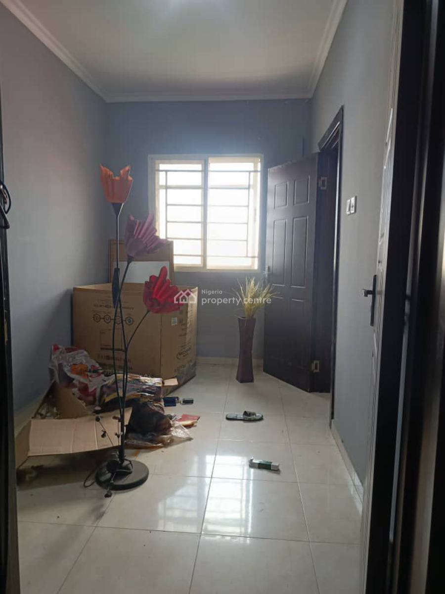 Three Bedrooms with Bq, Hopeville Estate, Sangotedo, Ajah, Lagos, Flat / Apartment for Rent