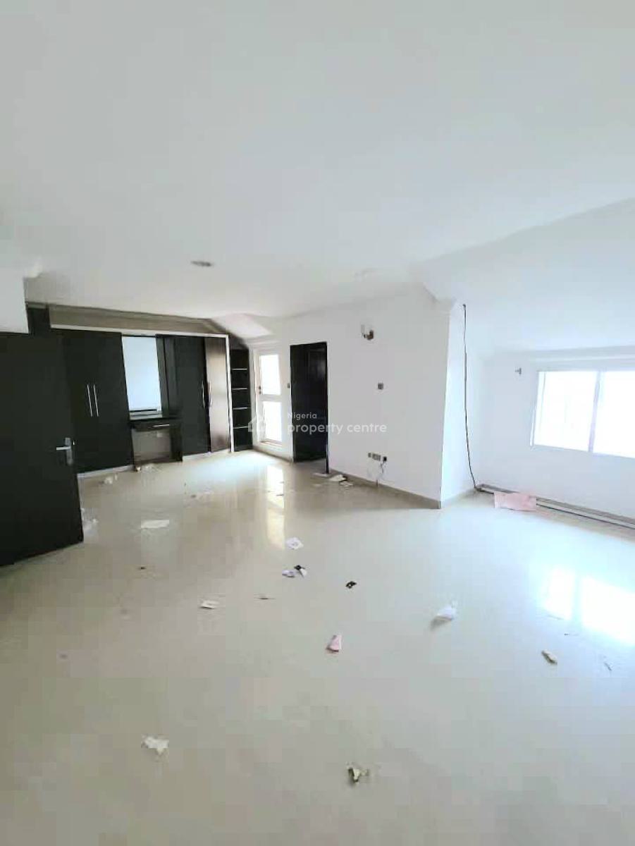 Spacious 4-bedroom Terrace Duplex, Lekki Phase 1, Lekki, Lagos, Terraced Duplex for Rent
