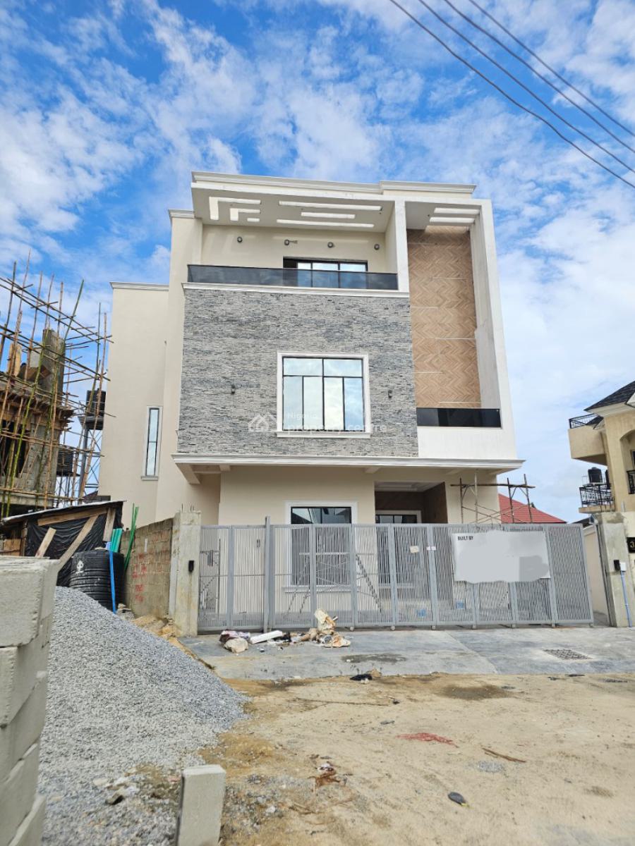 Massive 7 Bedrooms Detached Triplex, Lekki Phase 1, Lekki, Lagos, Detached Duplex for Sale