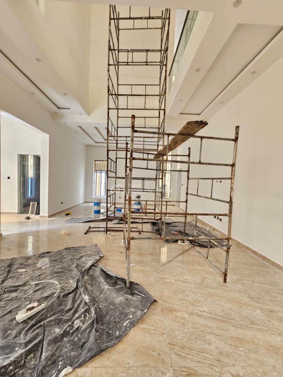 Massive 7 Bedrooms Detached Triplex, Lekki Phase 1, Lekki, Lagos, Detached Duplex for Sale