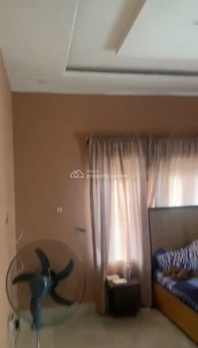 Standard 2 Bedrooms Apartment, Lugbe District, Abuja, Flat / Apartment for Rent