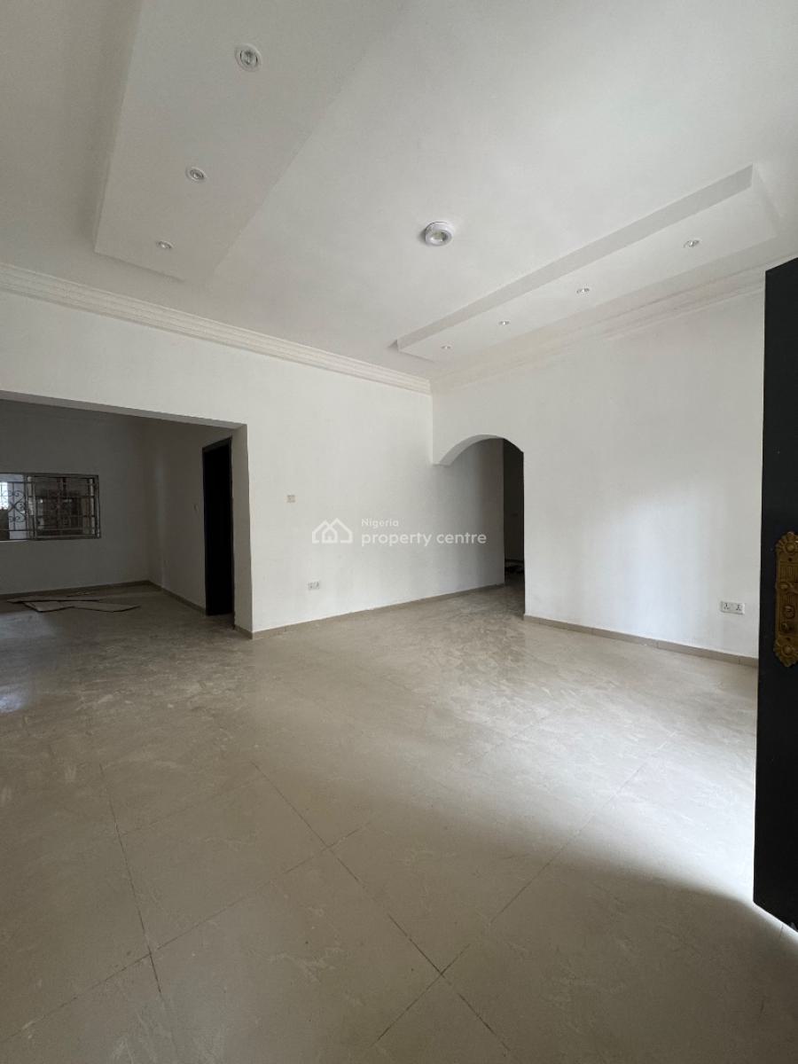 3 Bedrooms Apartment with a Fitted Self Contain Bq and Gen., Gude, Apo, Abuja, Flat / Apartment for Rent