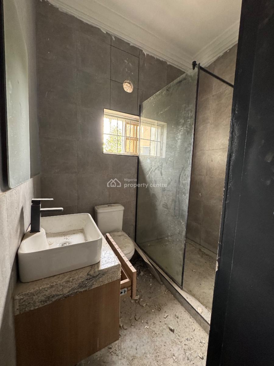 3 Bedrooms Apartment with a Fitted Self Contain Bq and Gen., Gude, Apo, Abuja, Flat / Apartment for Rent