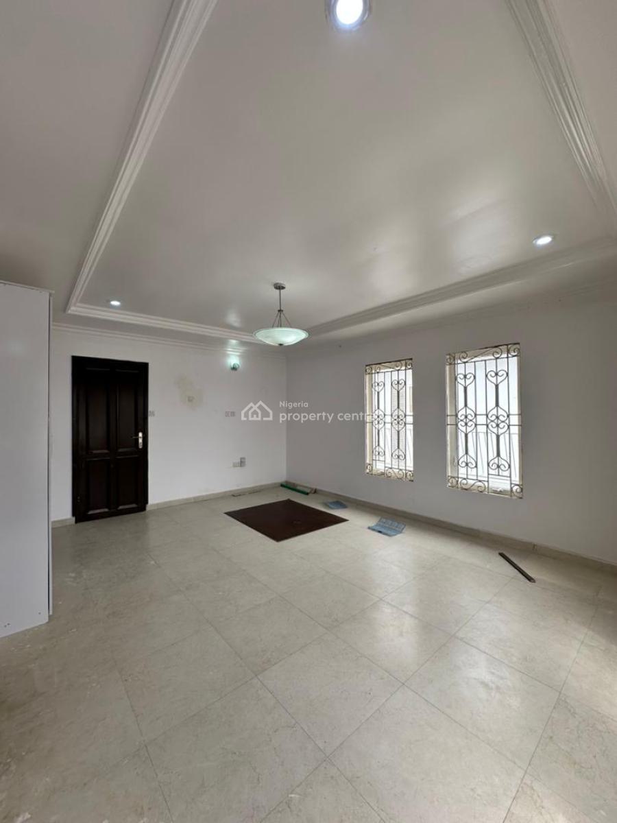 Luxury 3 Bedrooms Apartment in a Secured and Serene Environment., Lekki Phase 1, Lekki, Lagos, Flat / Apartment for Rent