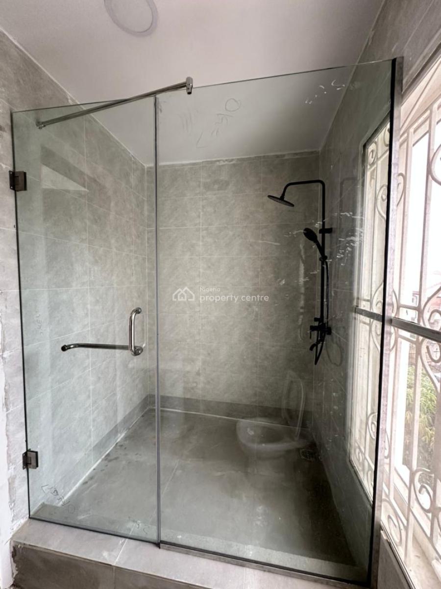 Luxury 3 Bedrooms Apartment in a Secured and Serene Environment., Lekki Phase 1, Lekki, Lagos, Flat / Apartment for Rent