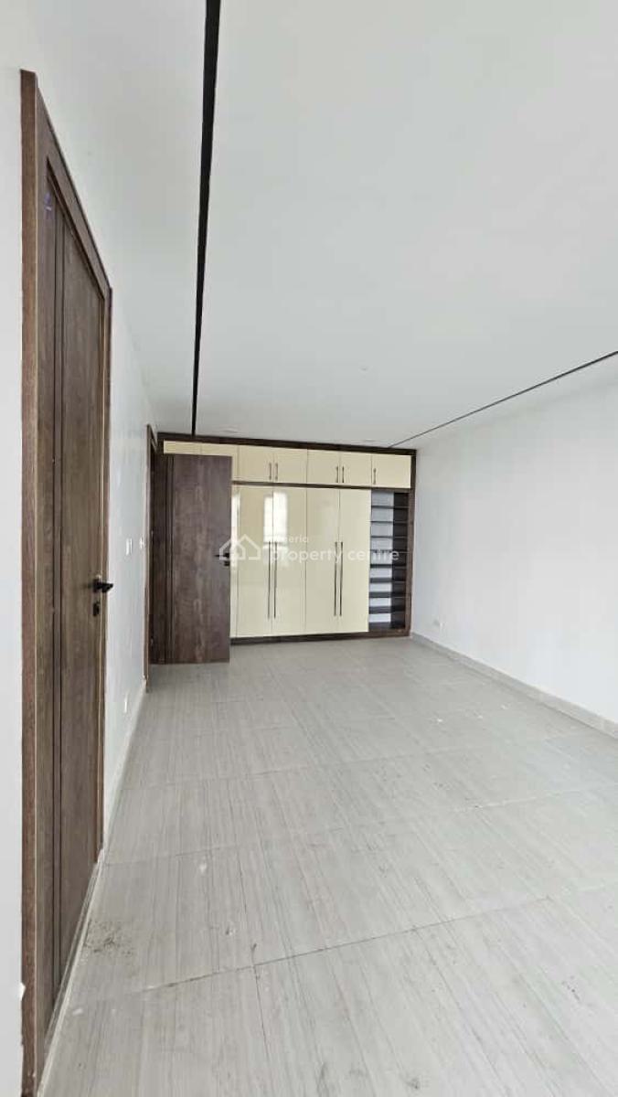 Exquisite 3 Bedrooms Apartment in a Secured and Serene Environment, Ikate, Lekki, Lagos, Flat / Apartment for Rent
