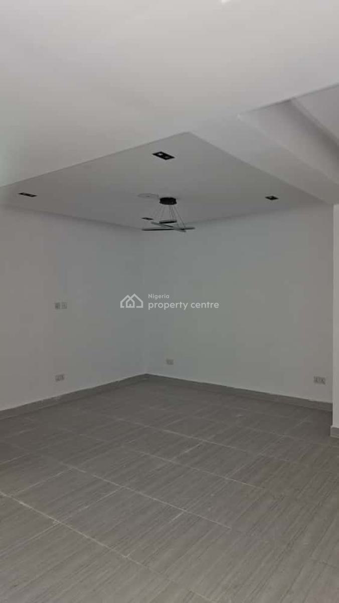 Exquisite 3 Bedrooms Apartment in a Secured and Serene Environment, Ikate, Lekki, Lagos, Flat / Apartment for Rent