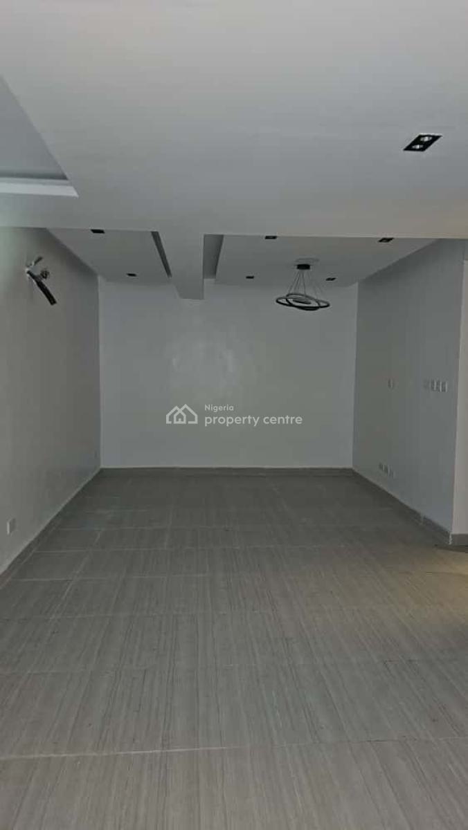 Exquisite 3 Bedrooms Apartment in a Secured and Serene Environment, Ikate, Lekki, Lagos, Flat / Apartment for Rent