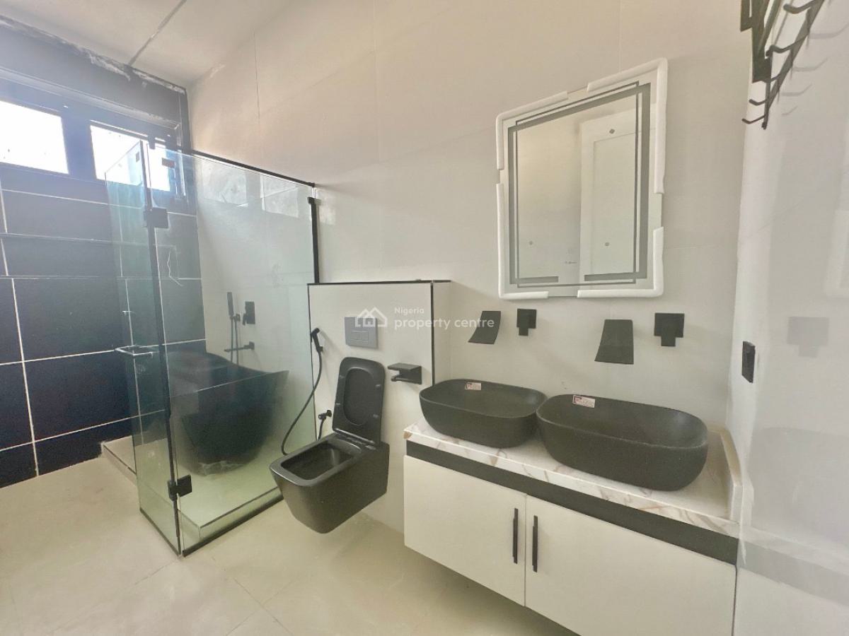 Beautiful 4-bedroom Semi-detached + Bq, Lekki, Lagos, Semi-detached Duplex for Sale