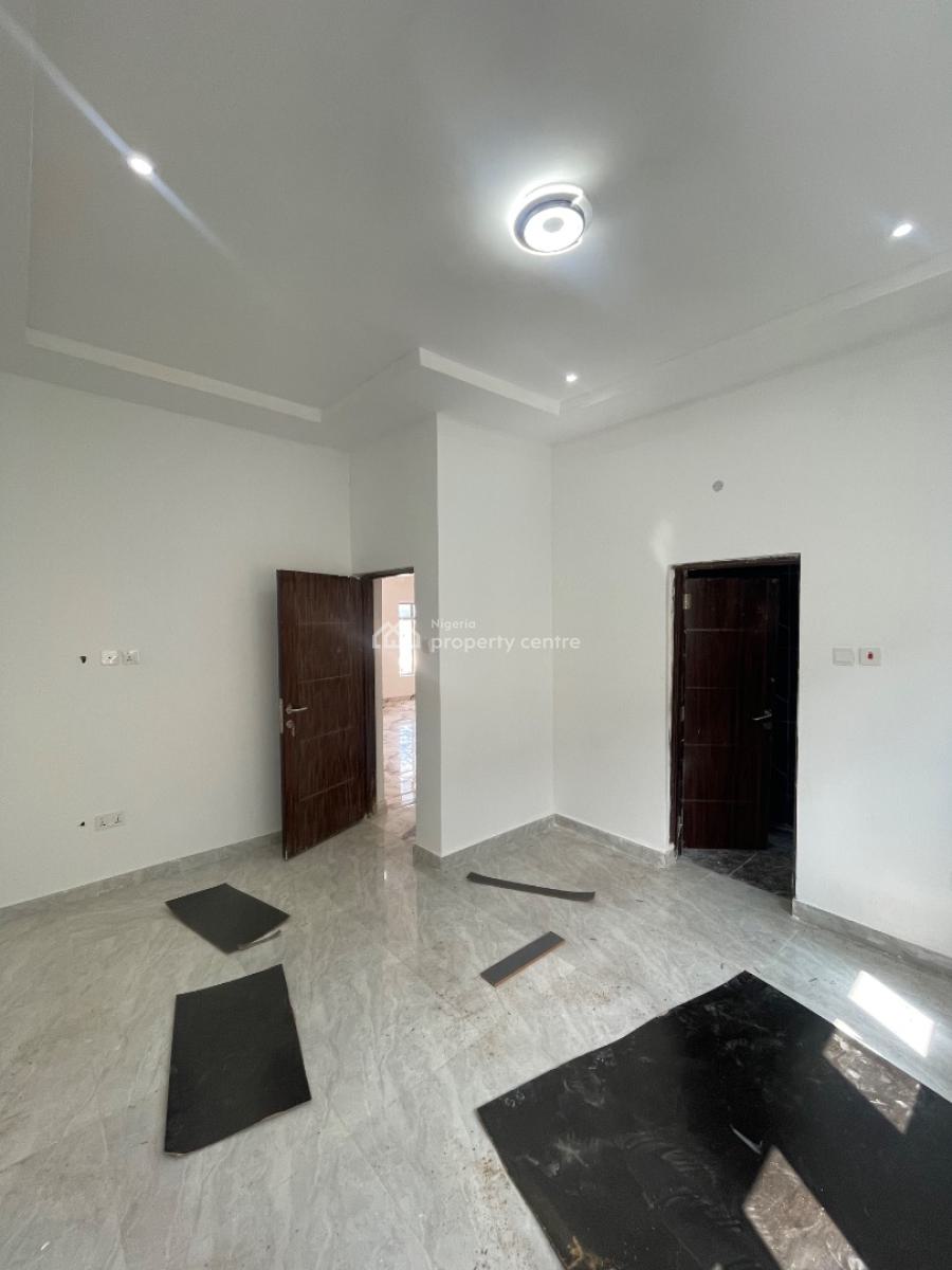 Luxury 3 Bedroom Flat, 3,mikuch Street, Mikuch, Life Camp, Abuja, Flat / Apartment for Sale