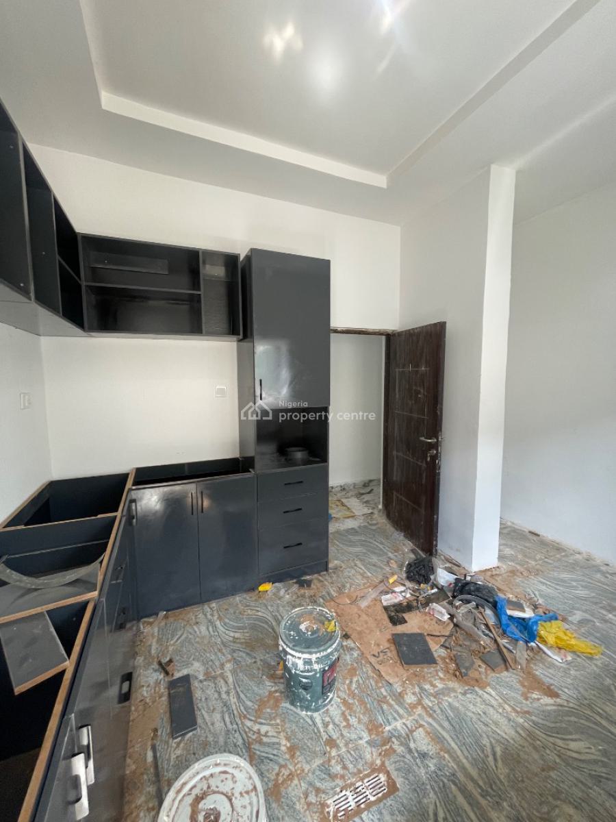 Luxury 3 Bedroom Flat, 3,mikuch Street, Mikuch, Life Camp, Abuja, Flat / Apartment for Sale