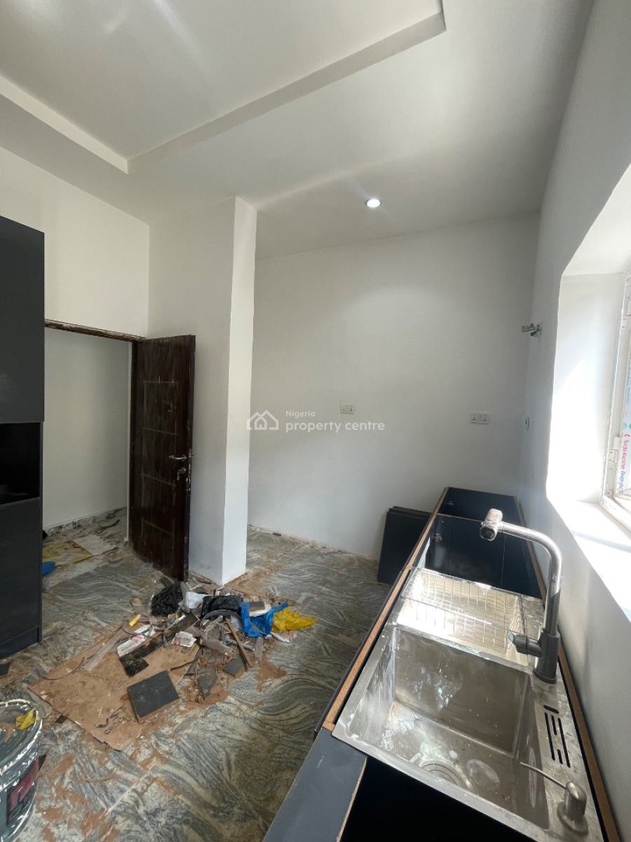 Luxury 3 Bedroom Flat, 3,mikuch Street, Mikuch, Life Camp, Abuja, Flat / Apartment for Sale