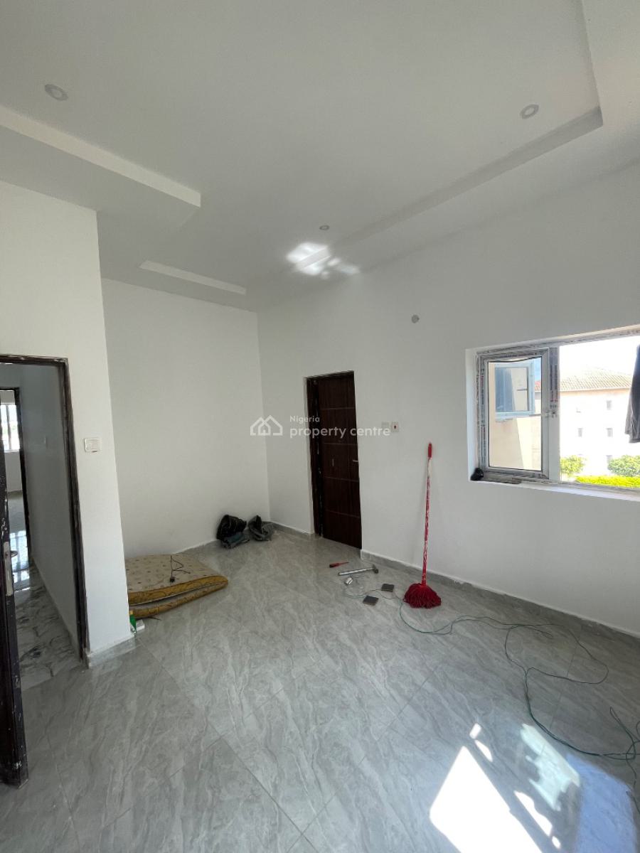 Luxury 3 Bedroom Flat, 3,mikuch Street, Mikuch, Life Camp, Abuja, Flat / Apartment for Sale