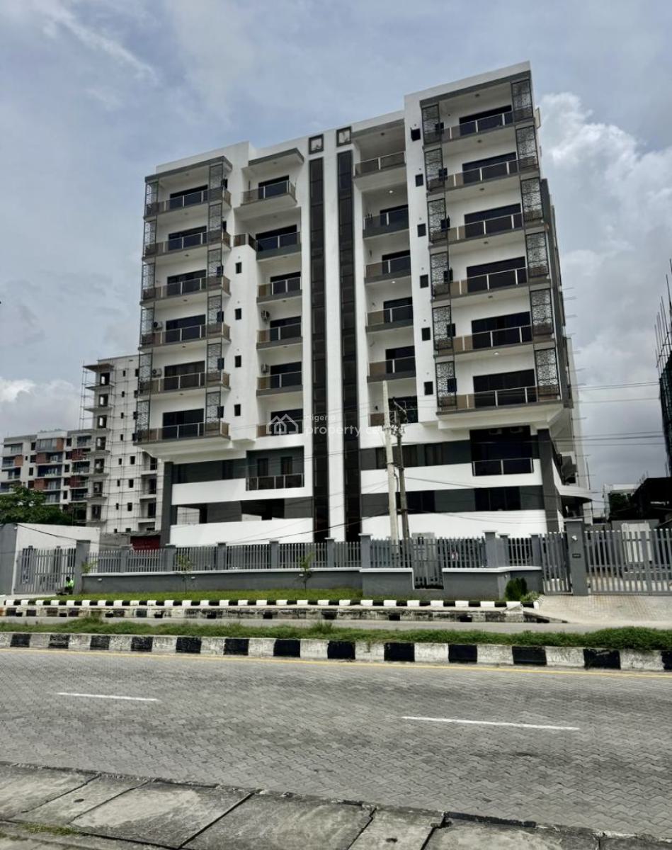 Luxury 2 Bedroom Apartment with Swimming Pool , Gym & Elevator, Great Deal for Investment and Personal Residence . Do Not Miss It!, Lekki Phase 1, Lekki, Lagos, Flat / Apartment for Sale
