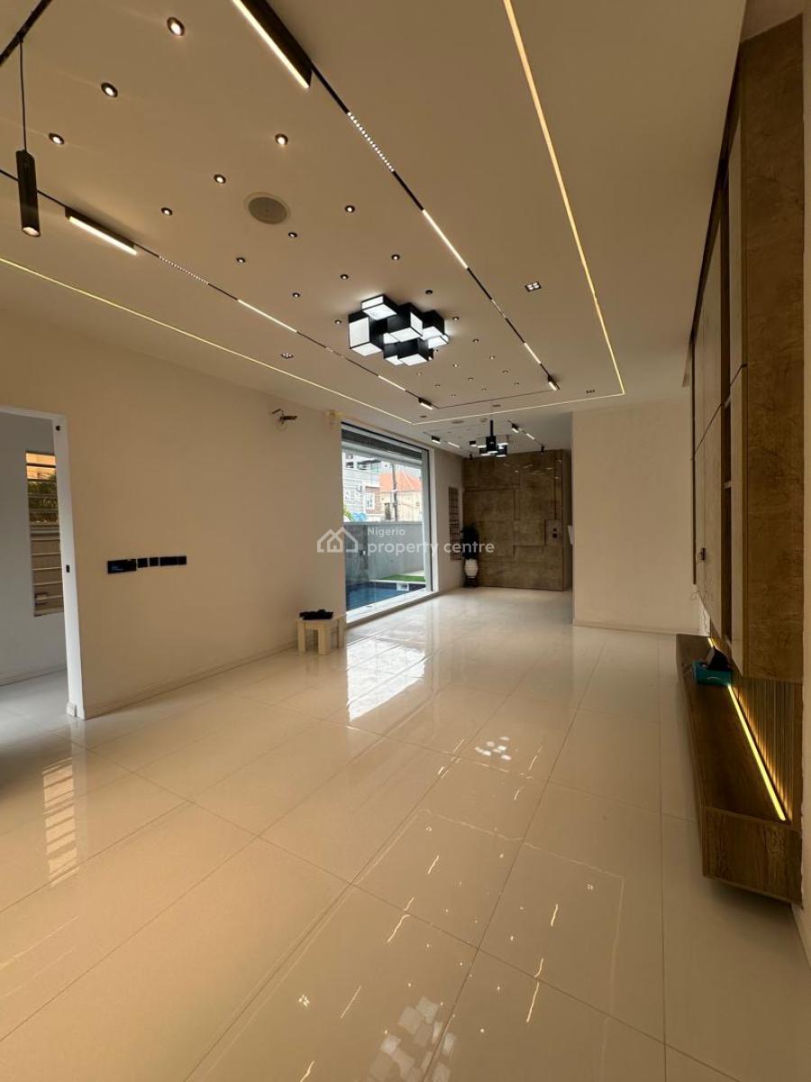 Aesthetically Pleasing 5 Bedroom Fully Detached, with Private Cinema, Lekki Phase 1, Lekki, Lagos, Detached Duplex for Sale