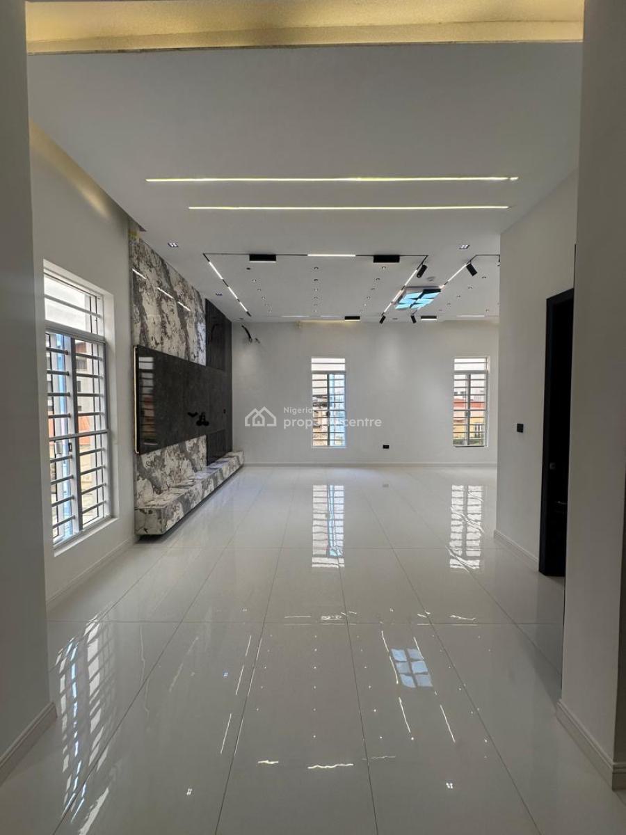 Aesthetically Pleasing 5 Bedroom Fully Detached, with Private Cinema, Lekki Phase 1, Lekki, Lagos, Detached Duplex for Sale