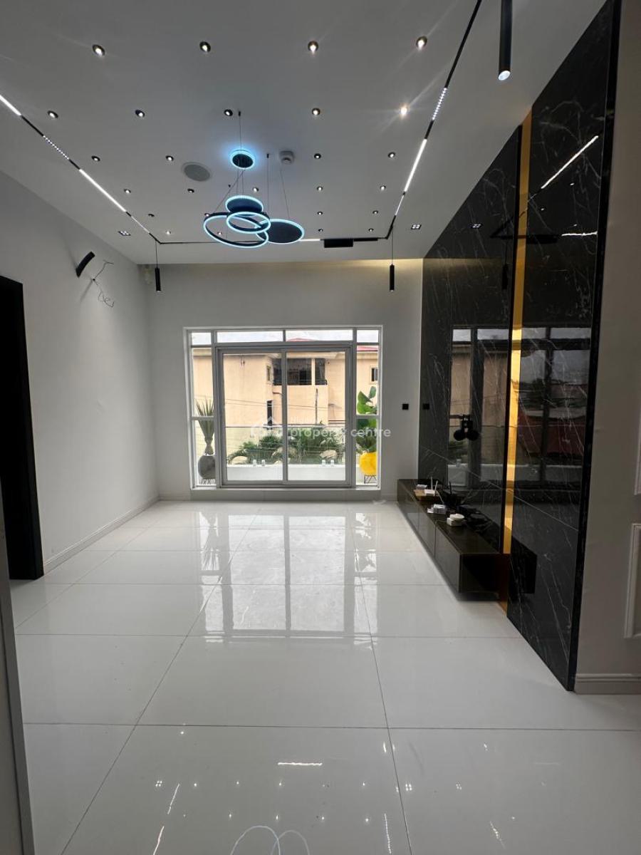 Aesthetically Pleasing 5 Bedroom Fully Detached, with Private Cinema, Lekki Phase 1, Lekki, Lagos, Detached Duplex for Sale