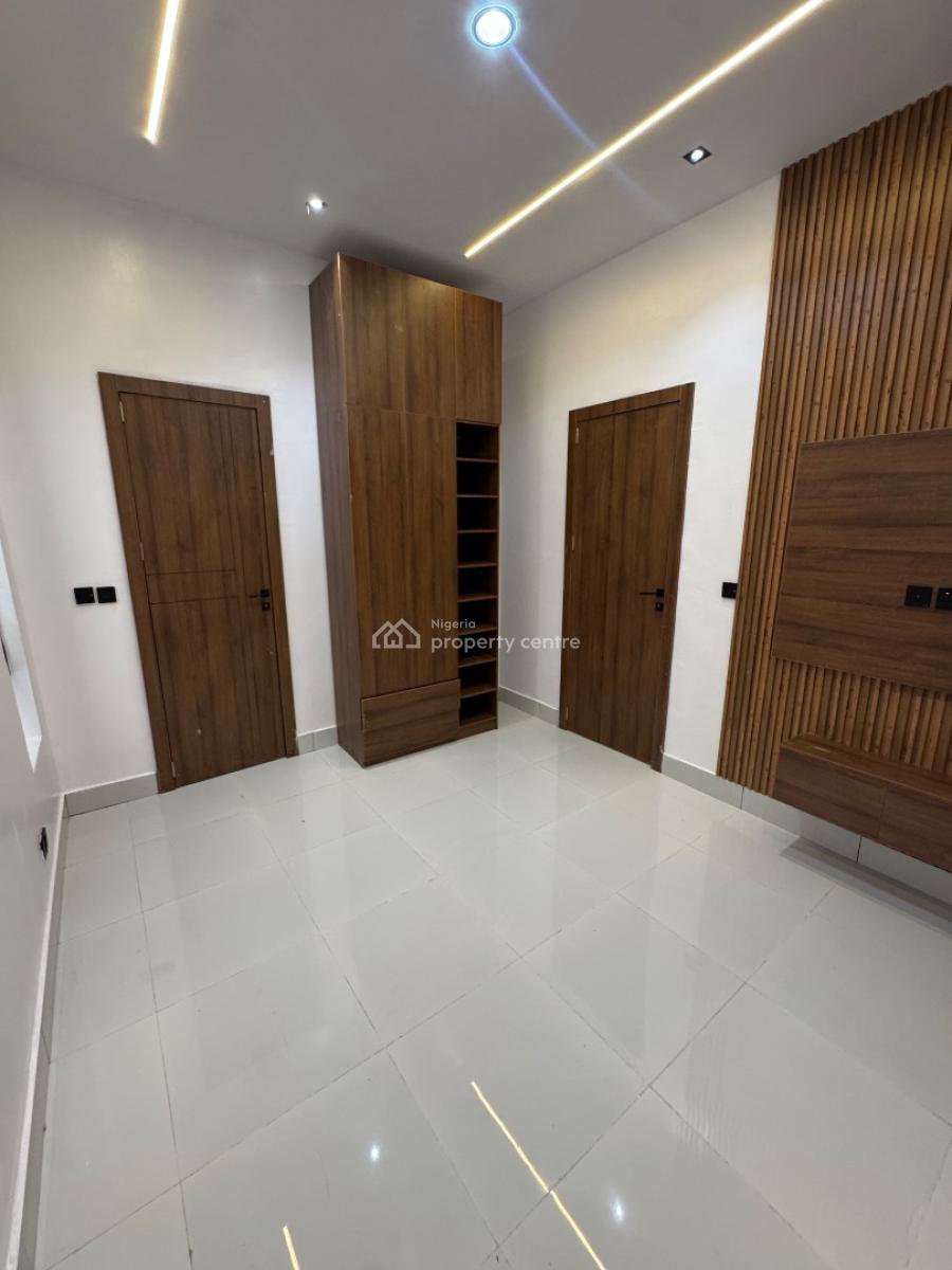 Exquisitely Detailed 4 Bedrooms Detached Home, Ajah, Lagos, Detached Duplex for Sale