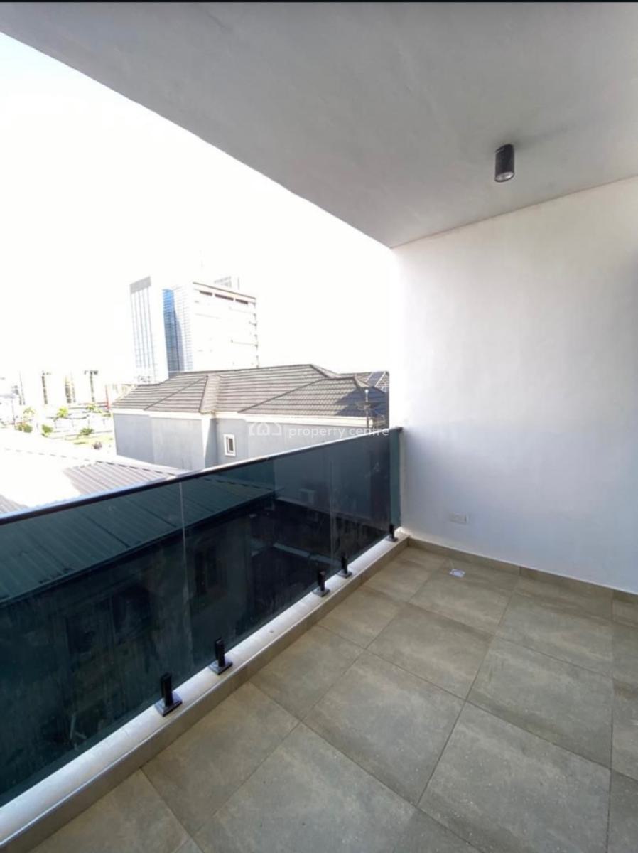 Nice Luxury 3 Bedroom Apartment with a Swimming Pool, Lekki Phase 1, Lekki, Lagos, Flat / Apartment for Sale