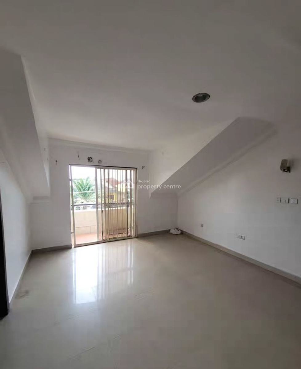 4, Lekki Phase 1, Lekki, Lagos, Terraced Duplex for Rent