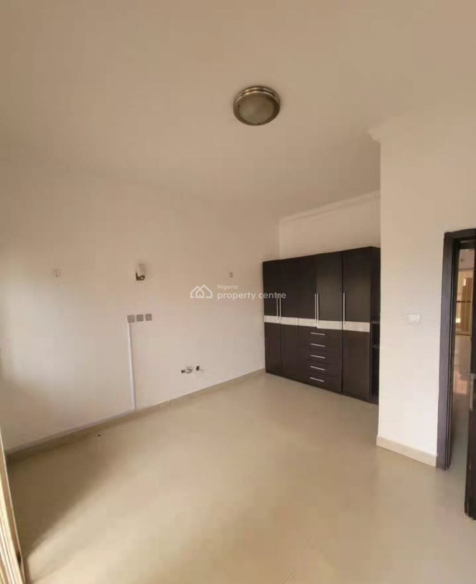 4, Lekki Phase 1, Lekki, Lagos, Terraced Duplex for Rent