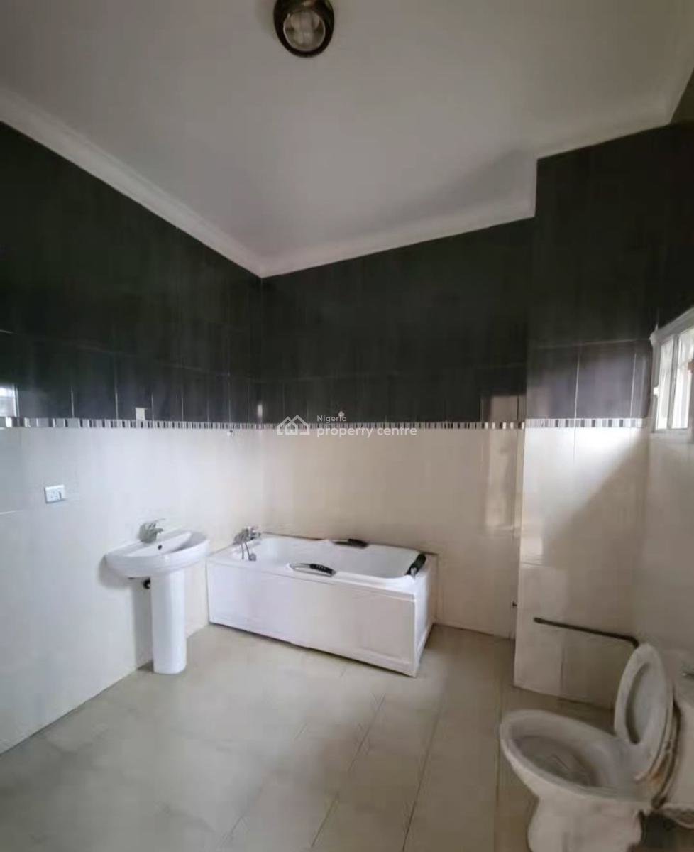 4, Lekki Phase 1, Lekki, Lagos, Terraced Duplex for Rent