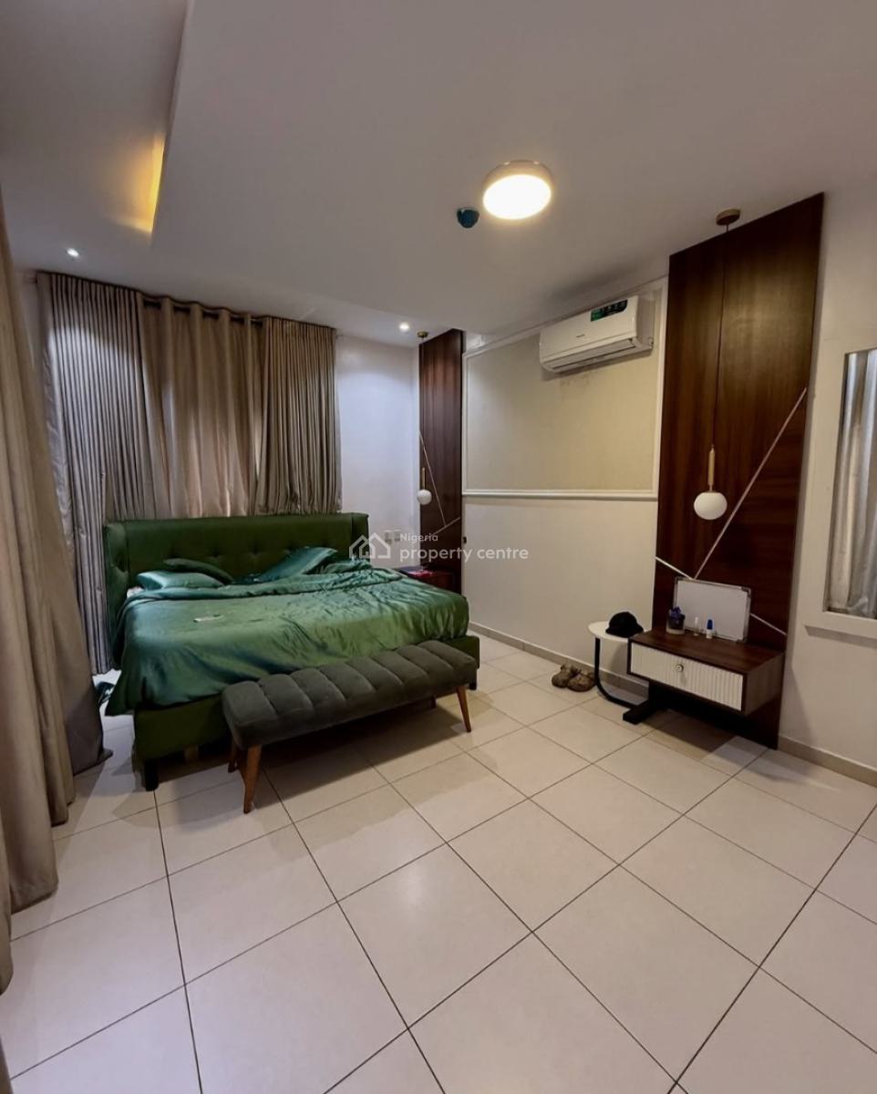 Unfurnished and Serviced with 24/7 Power Supply 2 Bedroom En-suite Fla, Ikate Elegushi, Lekki, Lagos, Flat / Apartment for Rent