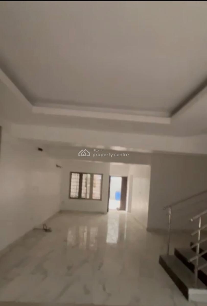 Lovely 4 Bedroom Terrace Duplex, Olaleye Estate, Iponri, Surulere, Lagos, Terraced Duplex for Rent