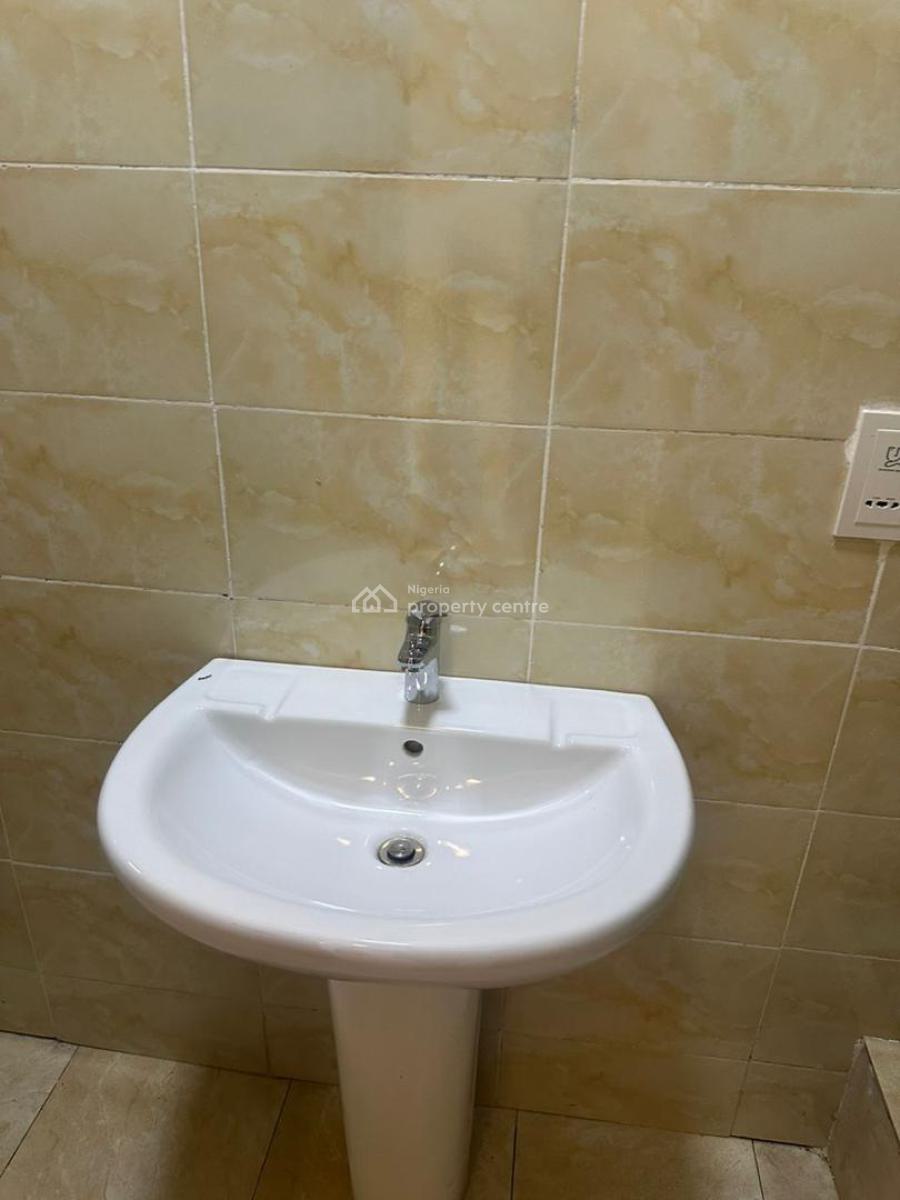 Decent and Luxury 5 Bedroom Semi Detached Duplex with 2 Rooms Bq, Creek Haven Estate Off Harris Drive Ikota Lekki., Lekki, Lagos, Semi-detached Duplex for Rent