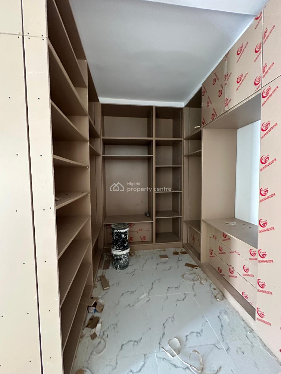 Very Spacious Exquisite Luxury 4 Bedroom Self Compound Semi-detached, Premium, Lavishly Finished Home Within a Prestigious Estate, Vgc, Lekki, Lagos, Semi-detached Duplex for Sale